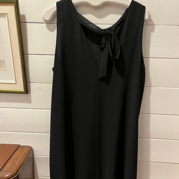 Sleeveless Pleated Dress – Reitmans – Size XXL - Picture 6 of 7